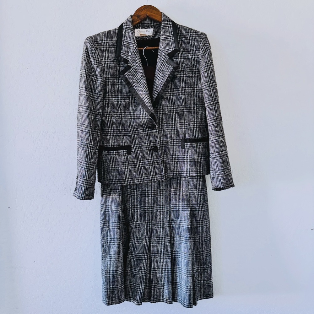 Christian Dior‎ Vintage Skirt Suit Set Size 8 Black White Tweed Plaid Power Suit